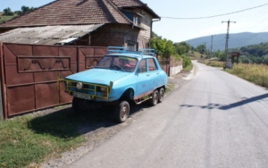 dacia cu sase roti