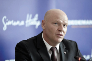 dragos paval