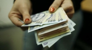 bani lei salariu