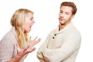 relatii conflictuale