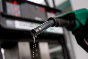 Pompa-carburanti-benzina