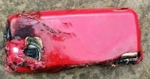 telefon explodat